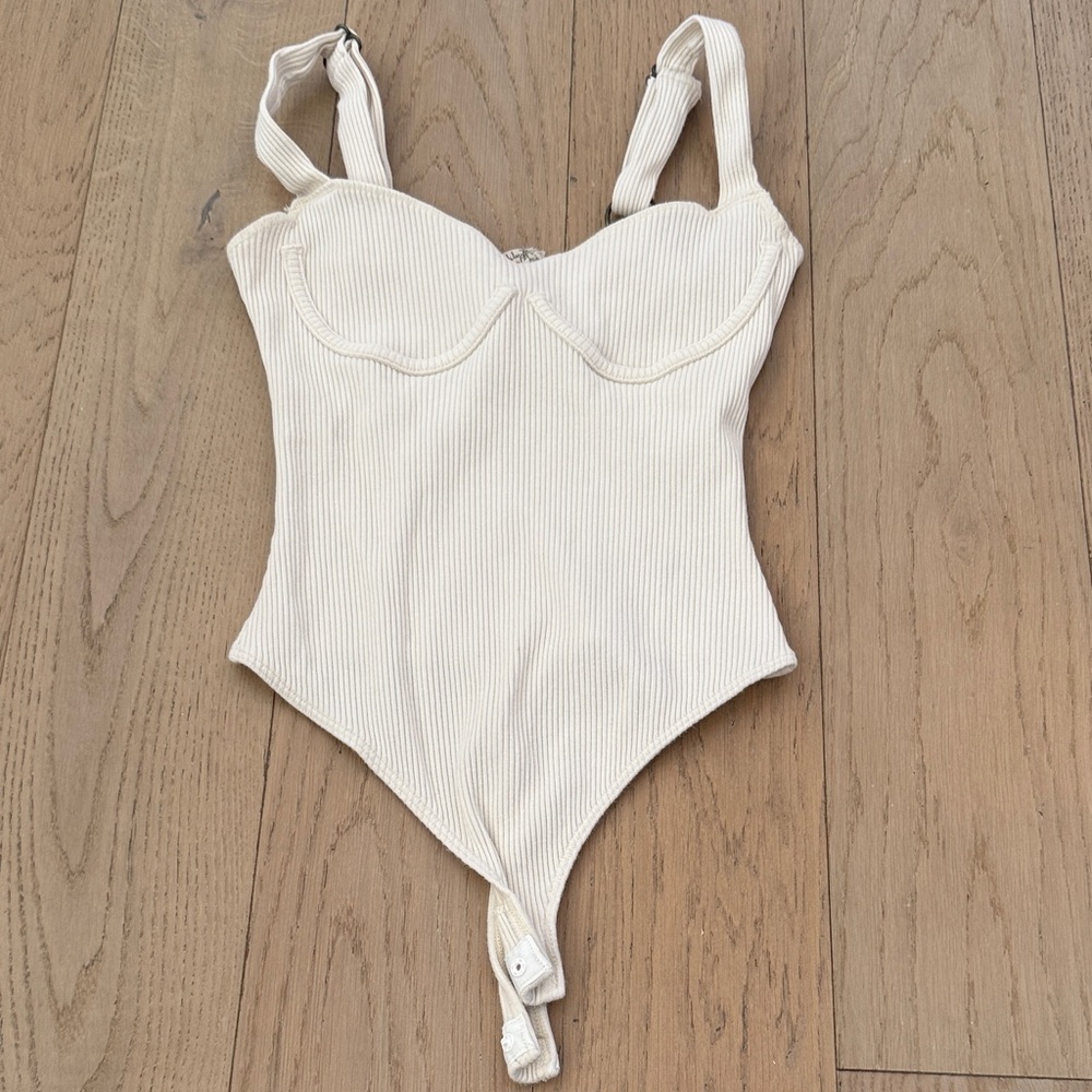 Off-White Ribbed bodysuit